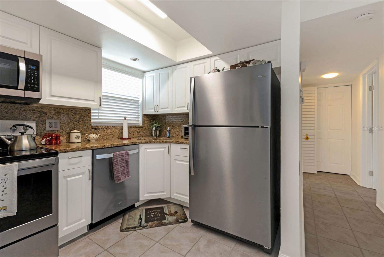 GATEWAY POINT - Residential Lease