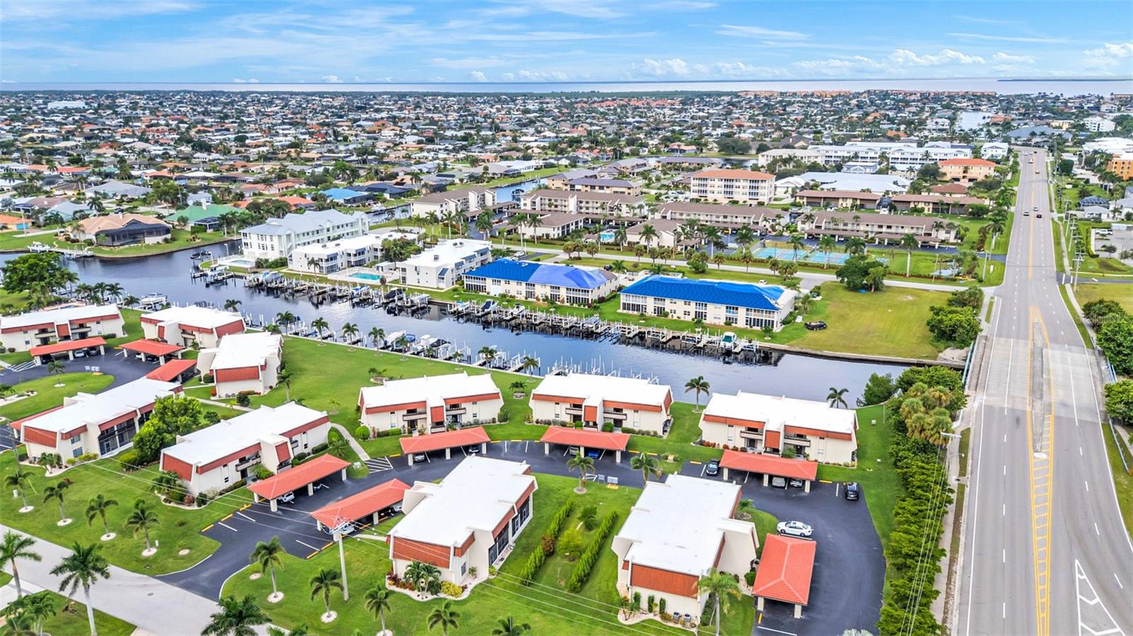 GATEWAY POINT - Residential Lease