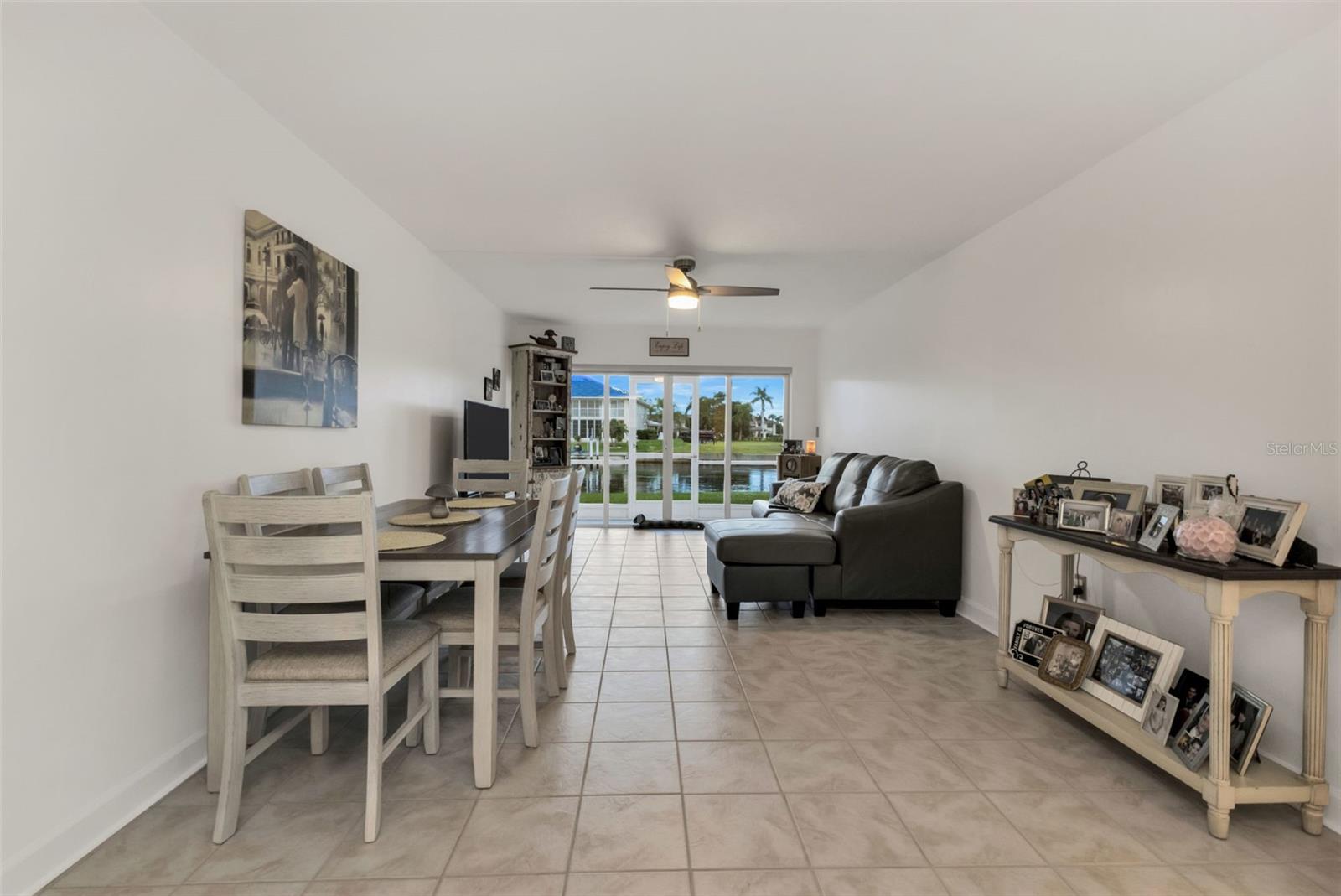 GATEWAY POINT - Residential Lease