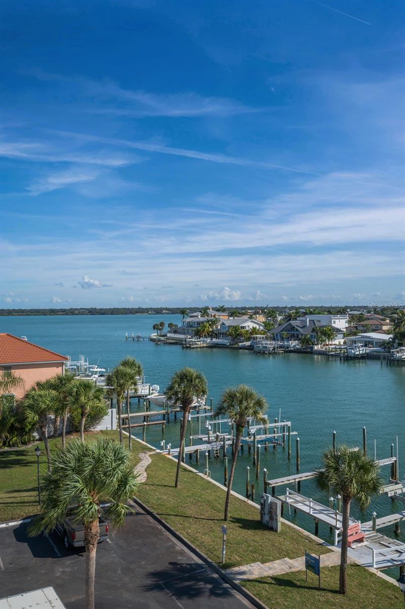 HARBORAGE CONDO BELLEAIR BEACH - Residential