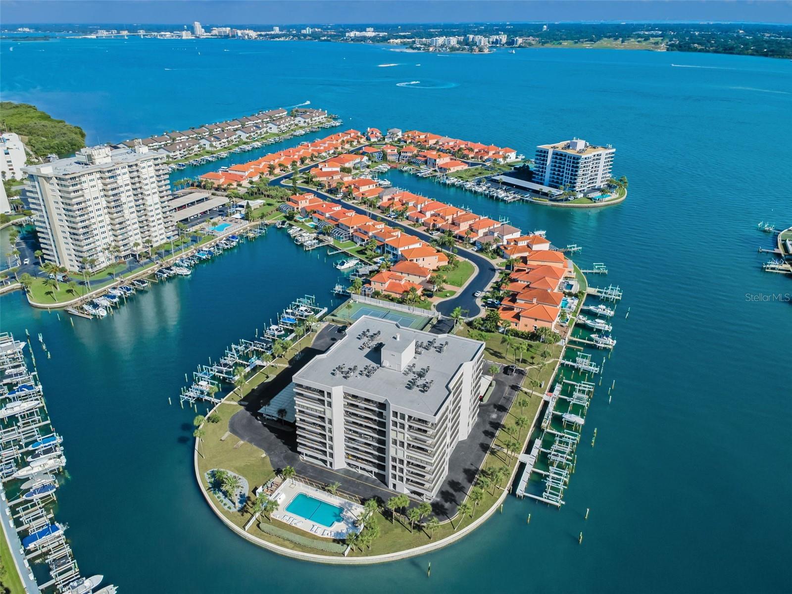 HARBORAGE CONDO BELLEAIR BEACH - Residential