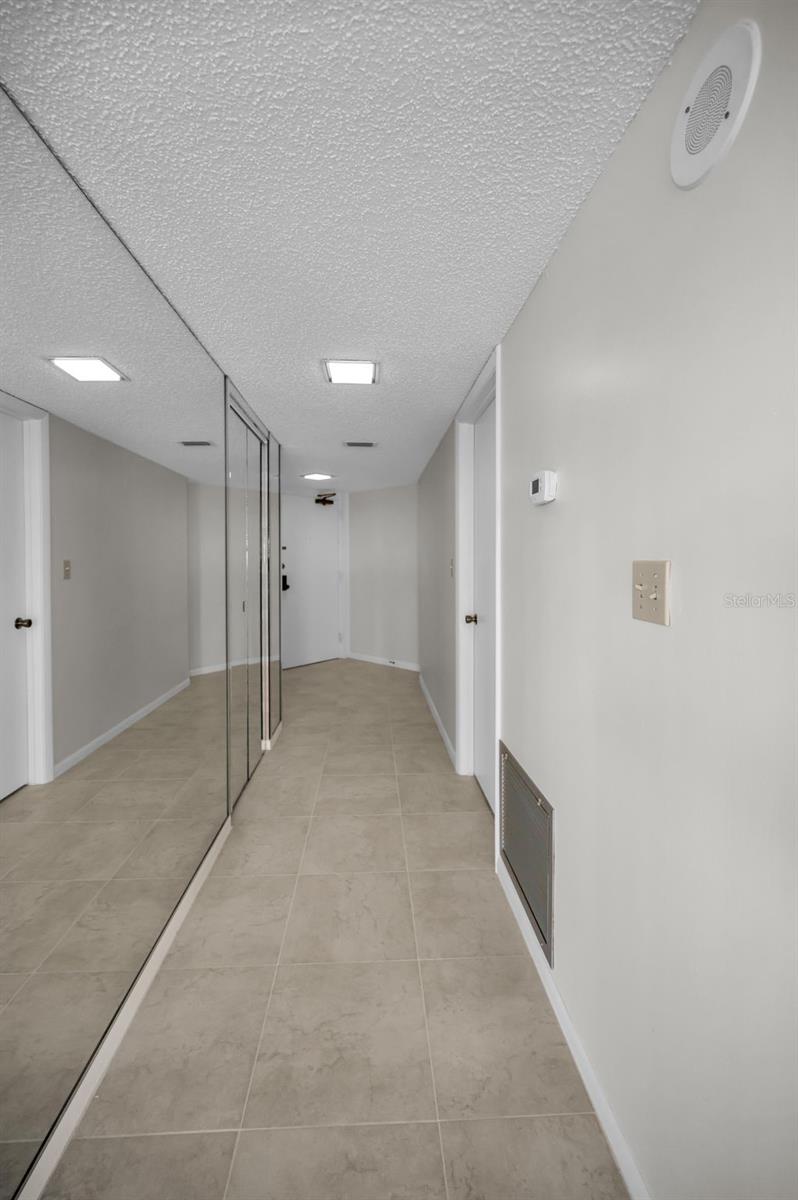 HARBORAGE CONDO BELLEAIR BEACH - Residential