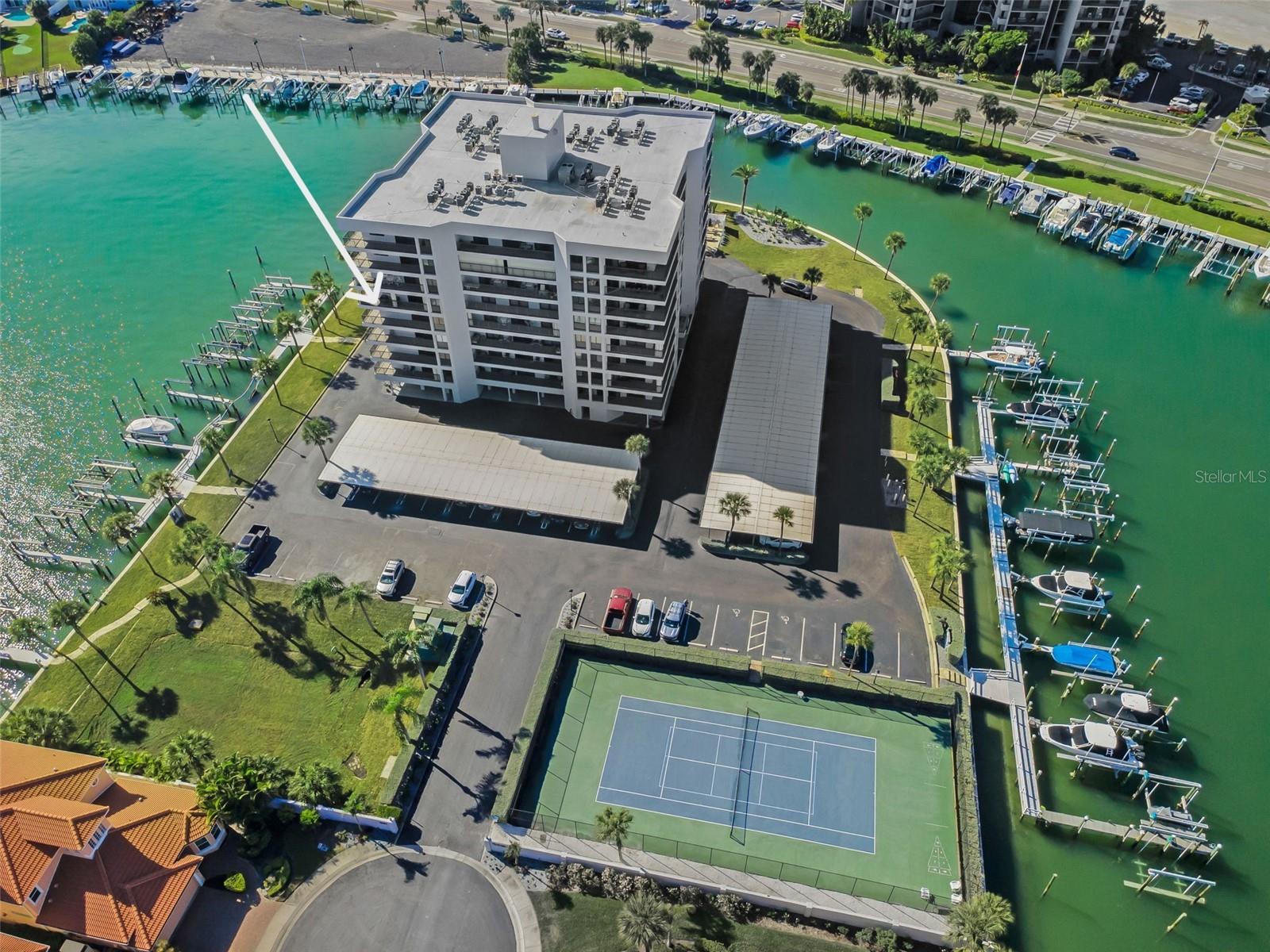 HARBORAGE CONDO BELLEAIR BEACH - Residential