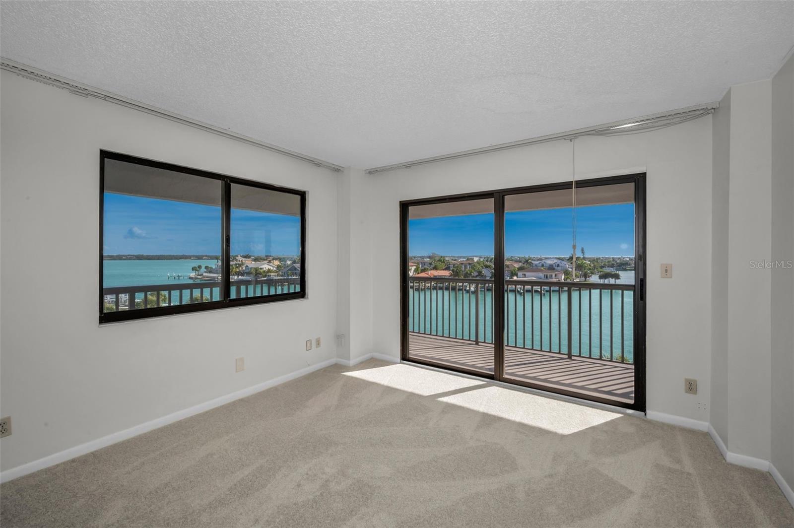 HARBORAGE CONDO BELLEAIR BEACH - Residential