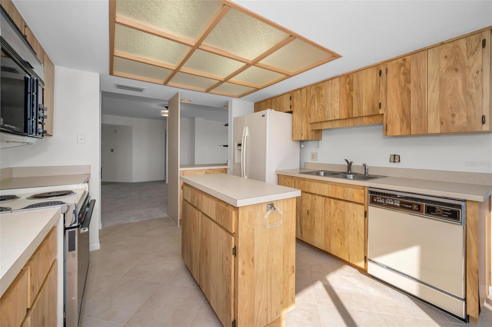 HARBORAGE CONDO BELLEAIR BEACH - Residential