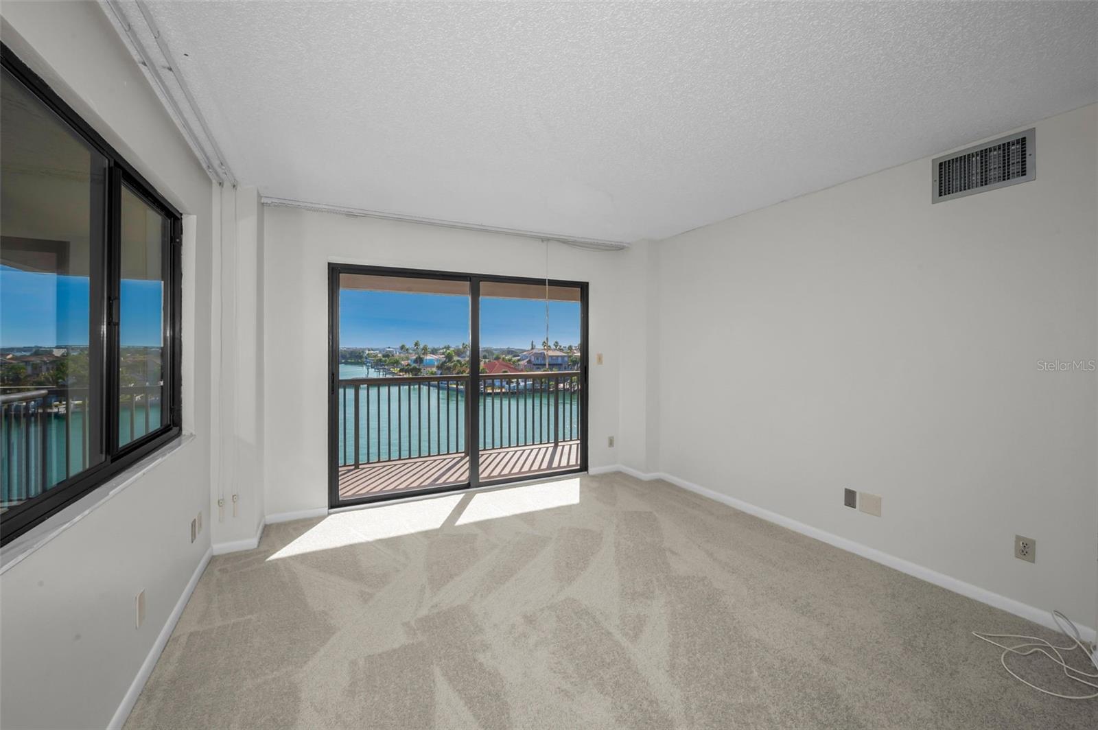 HARBORAGE CONDO BELLEAIR BEACH - Residential