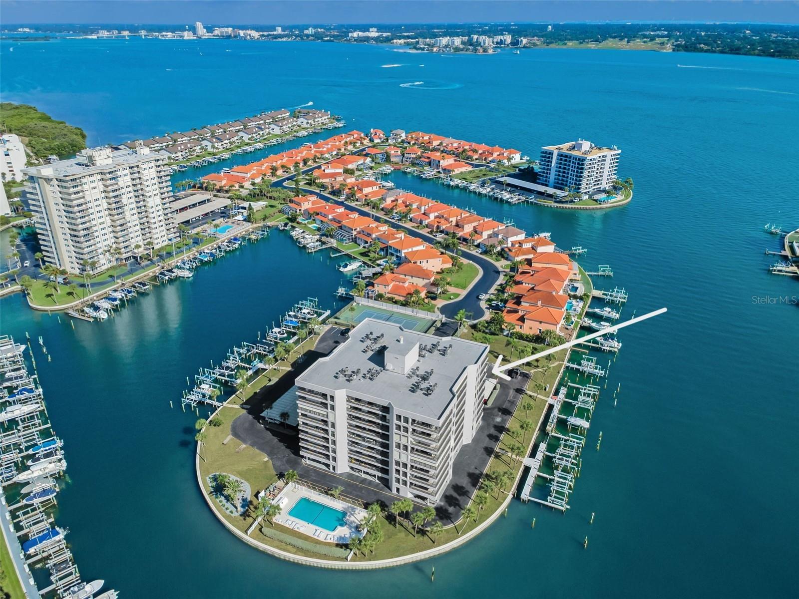 HARBORAGE CONDO BELLEAIR BEACH - Residential
