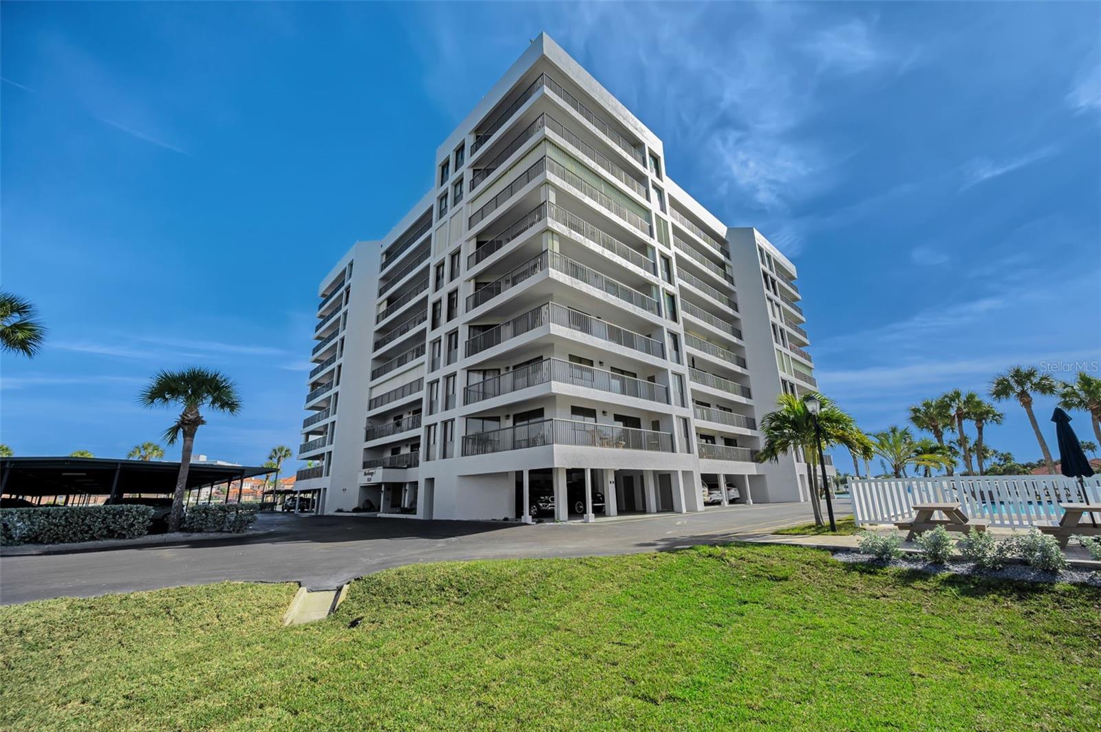 HARBORAGE CONDO BELLEAIR BEACH - Residential