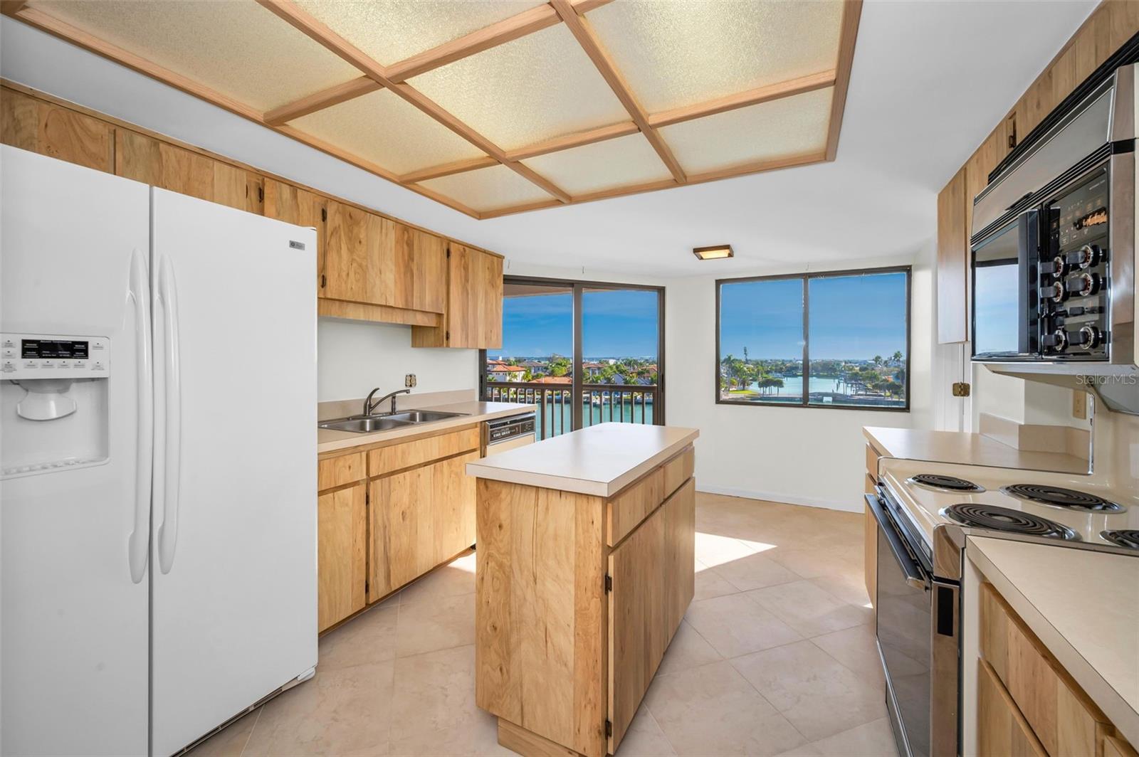 HARBORAGE CONDO BELLEAIR BEACH - Residential