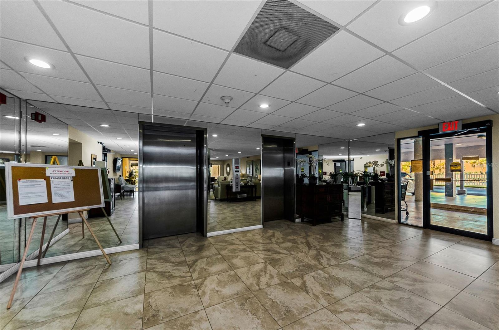 HARBORAGE CONDO BELLEAIR BEACH - Residential