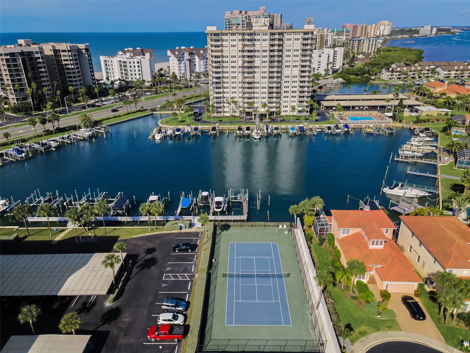 HARBORAGE CONDO BELLEAIR BEACH - Residential