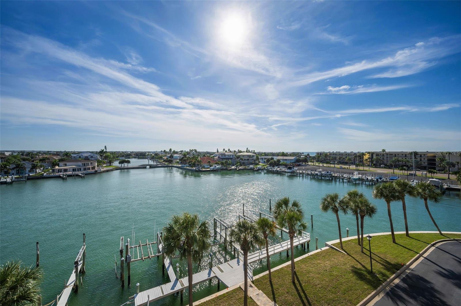 HARBORAGE CONDO BELLEAIR BEACH - Residential