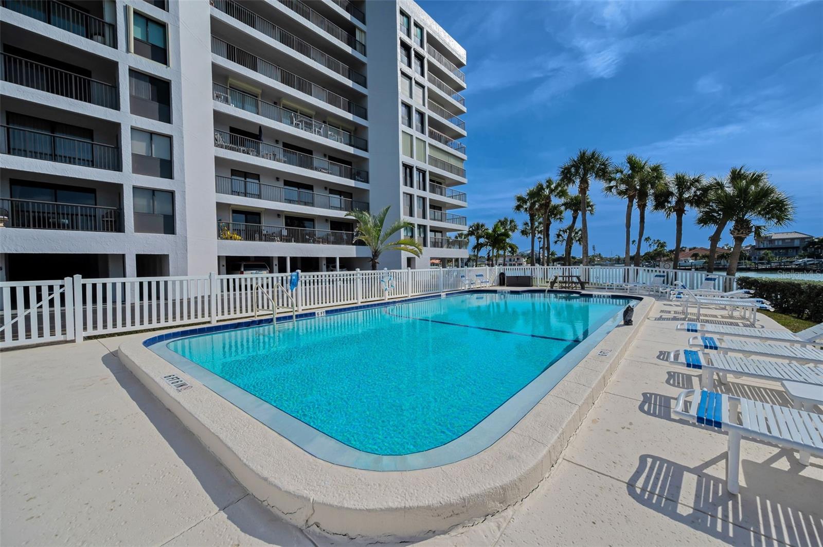 HARBORAGE CONDO BELLEAIR BEACH - Residential