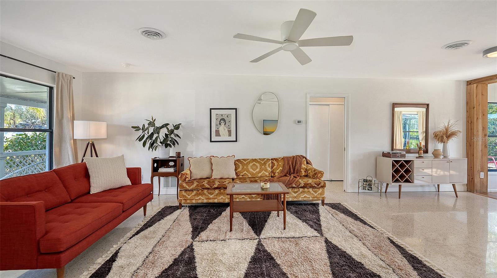 BARNES PKWY - Residential