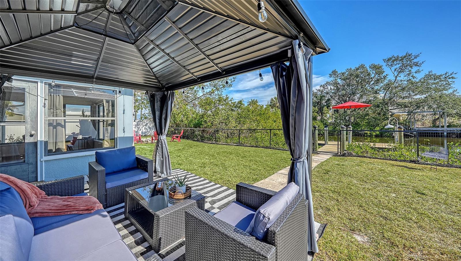 BARNES PKWY - Residential