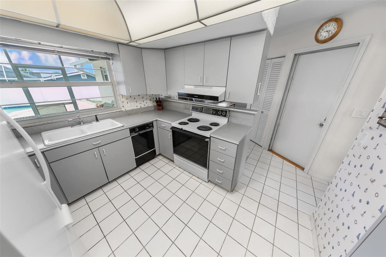 STERLING HEIGHTS - Residential