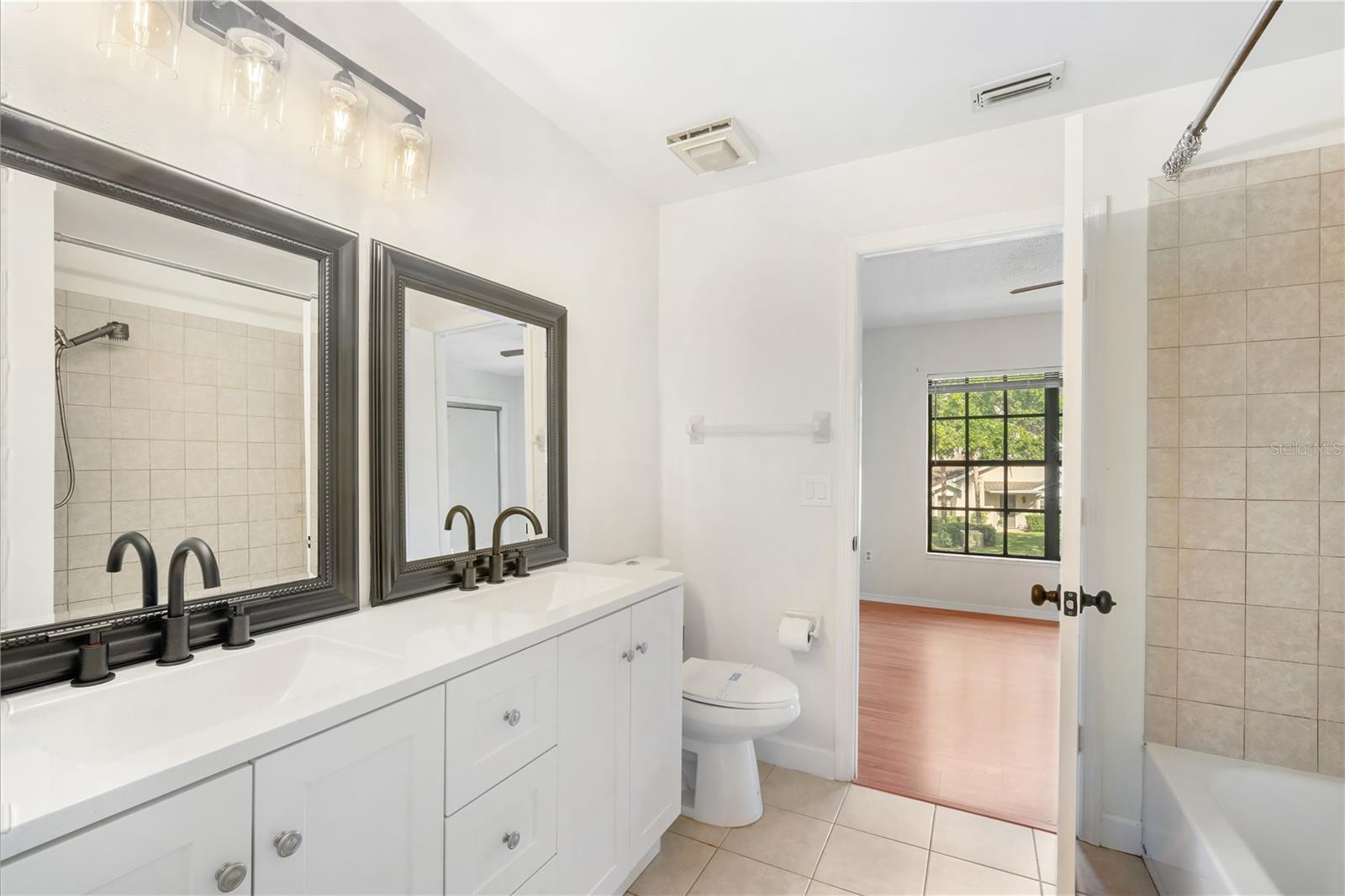 FAIRCREST III A CONDO - Residential Lease