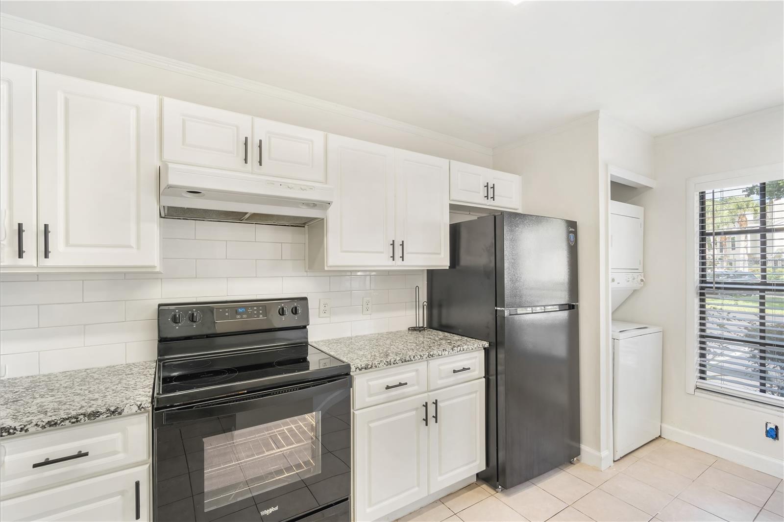 FAIRCREST III A CONDO - Residential Lease