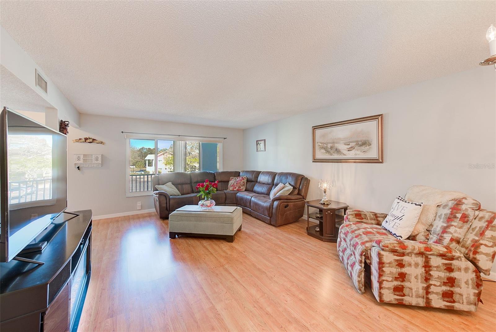 2229 AMERICUS BOULEVARD W 25