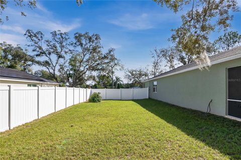 A home in APOPKA