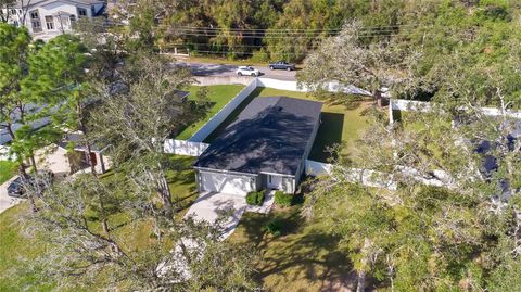 A home in APOPKA