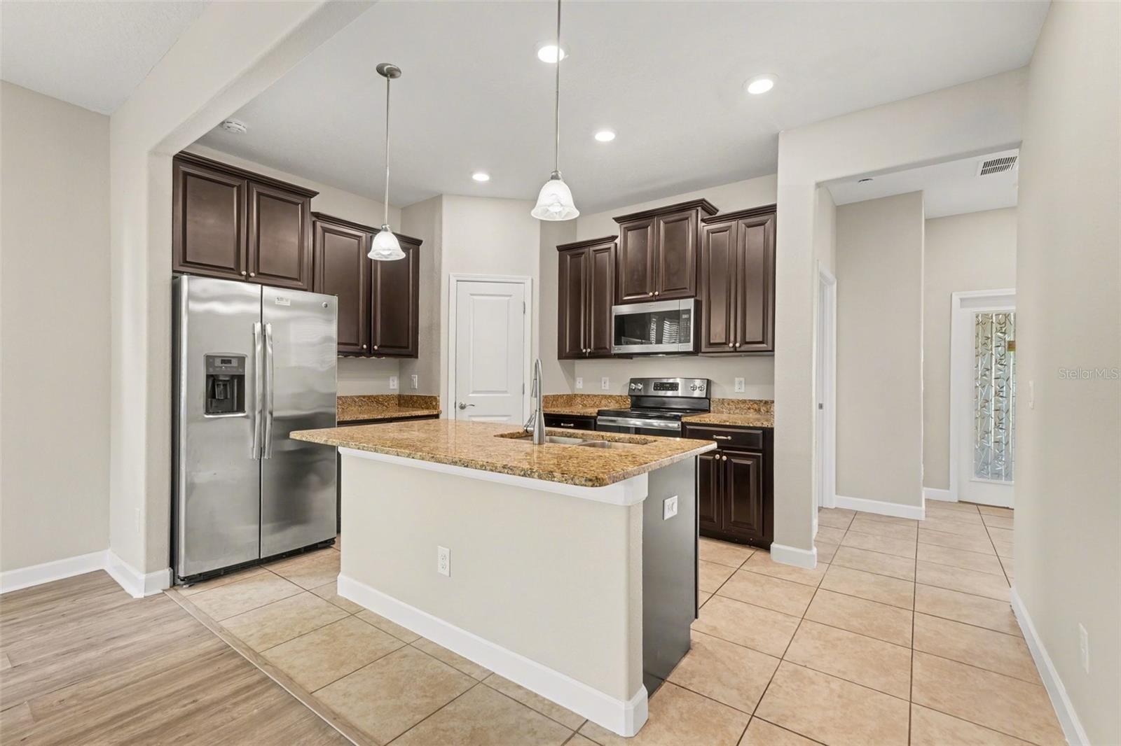 ARBORS/WIREGRASS RANCH - Residential