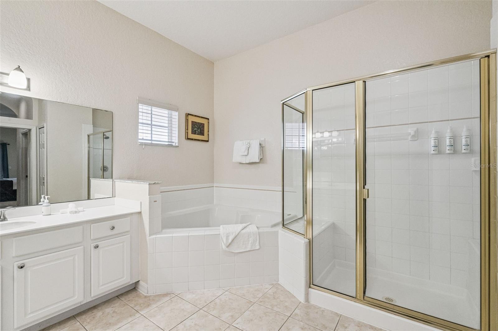 BAHAMA BAY RESORT - Residential