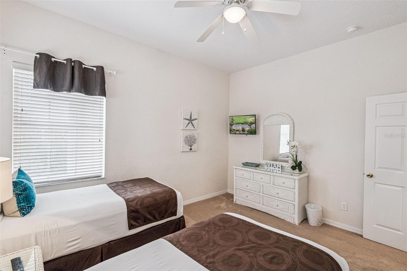 BAHAMA BAY RESORT - Residential