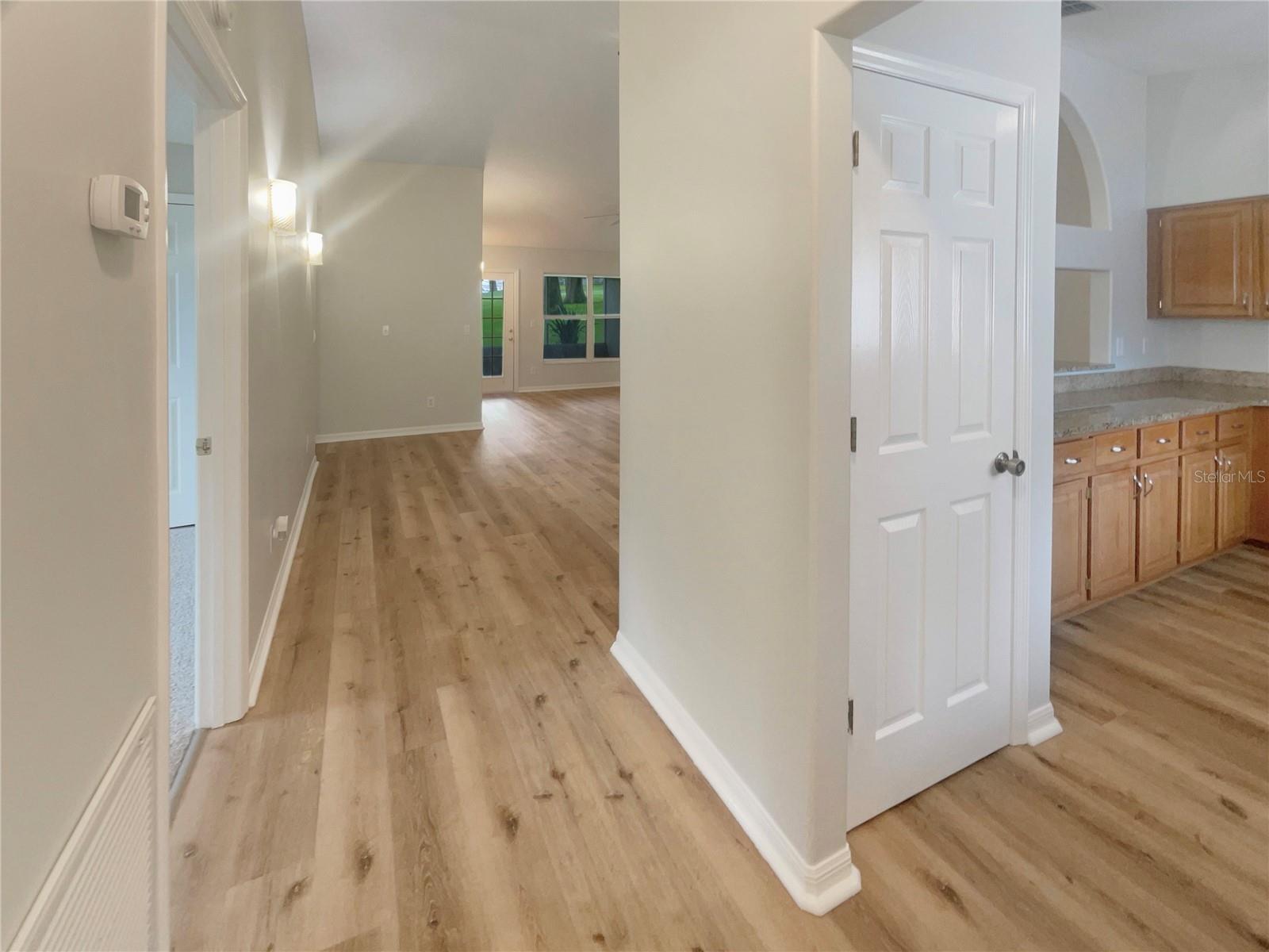 TOWNHOMES VILLAGE - Residential