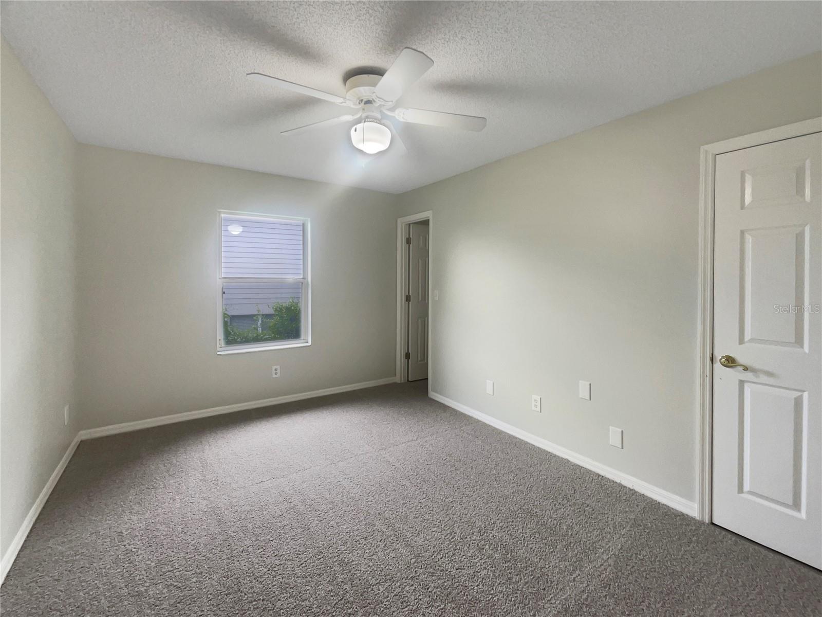 TOWNHOMES VILLAGE - Residential