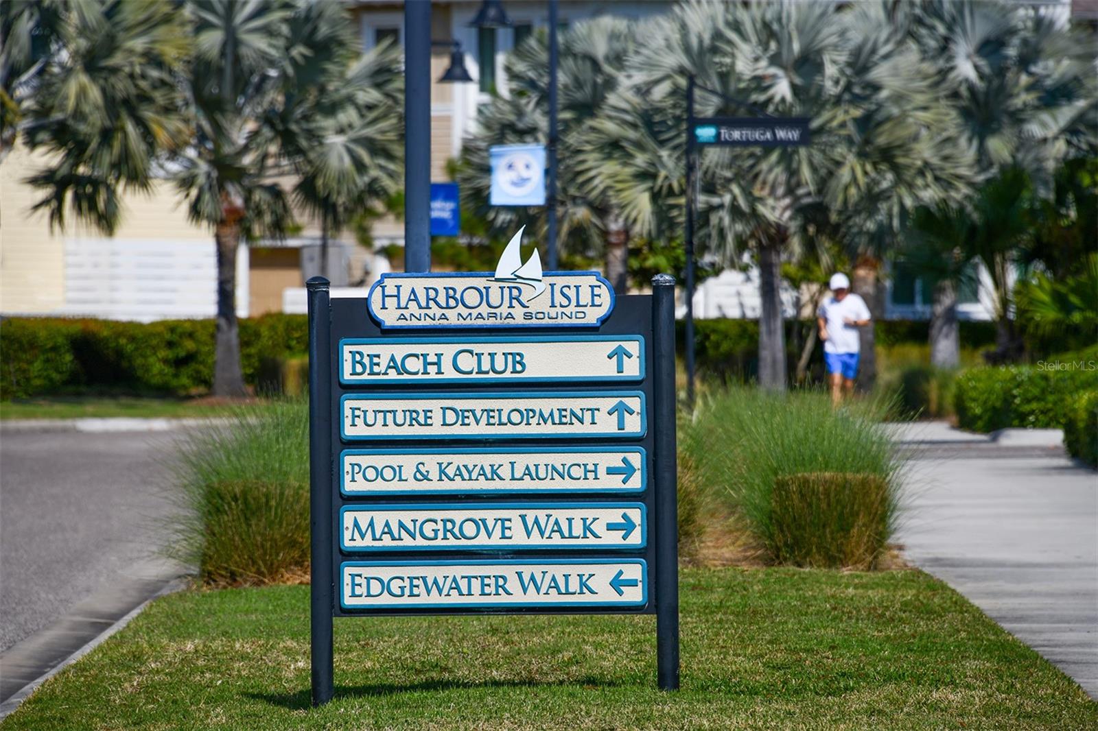 MANGROVE WALK ON HARBOUR ISLE PH 6 - Residential