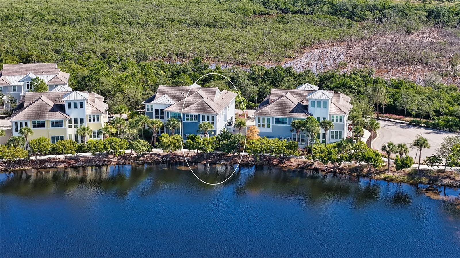 MANGROVE WALK ON HARBOUR ISLE PH 6 - Residential