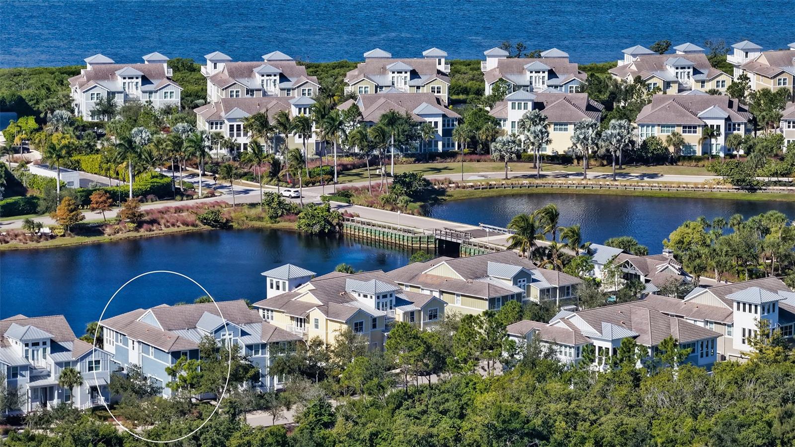 MANGROVE WALK ON HARBOUR ISLE PH 6 - Residential