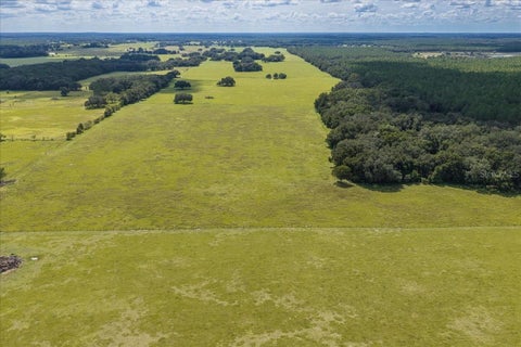 Tiny photo for SE 215th Avenue, Morriston, FL 32668 (MLS # OM732936)