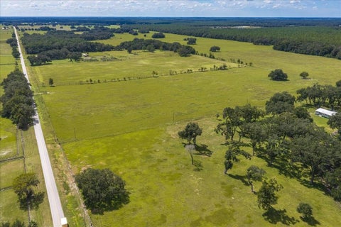 Tiny photo for SE 215th Avenue, Morriston, FL 32668 (MLS # OM732936)