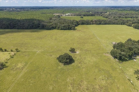 Tiny photo for SE 215th Avenue, Morriston, FL 32668 (MLS # OM732936)