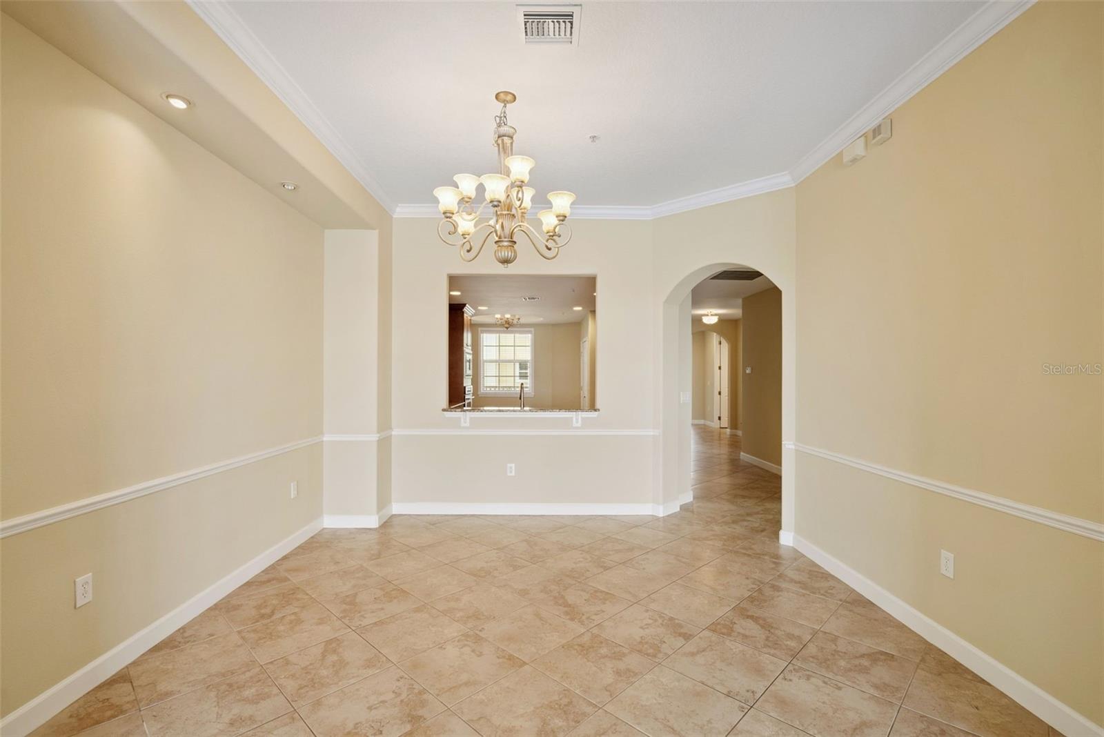 VIZCAYA HEIGHTS CONDO 08 - Residential