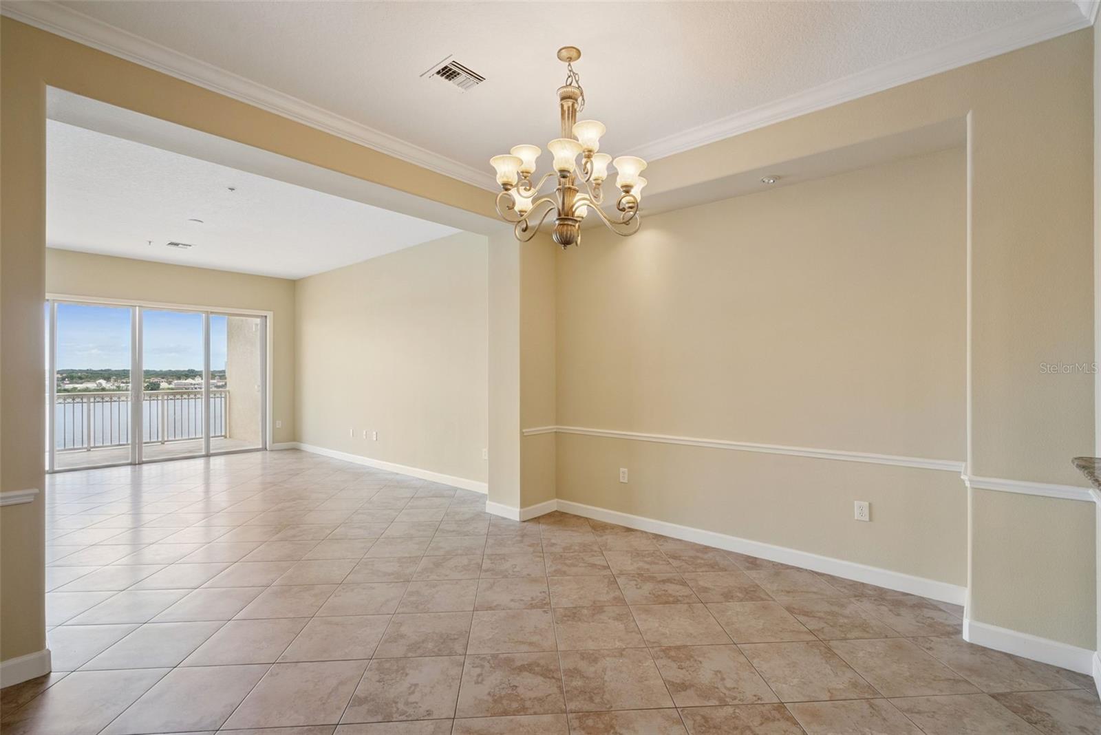 VIZCAYA HEIGHTS CONDO 08 - Residential