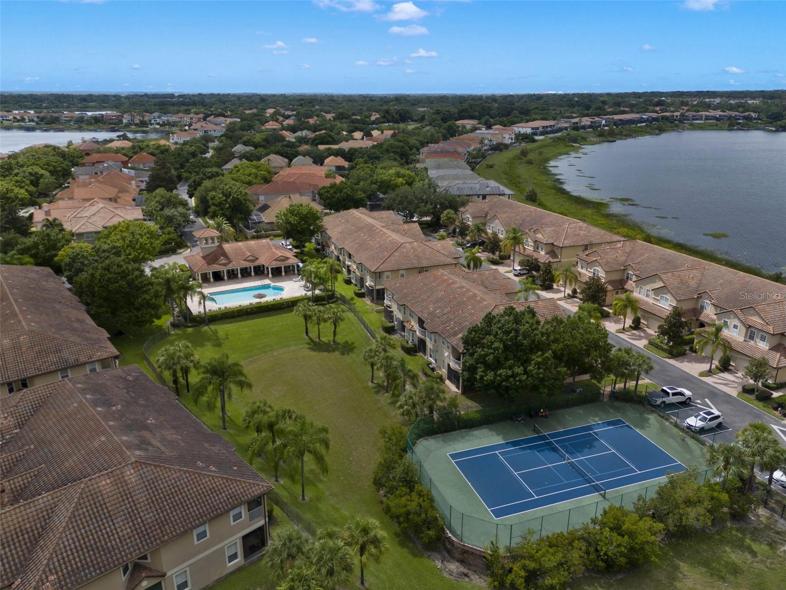 VIZCAYA HEIGHTS CONDO 08 - Residential