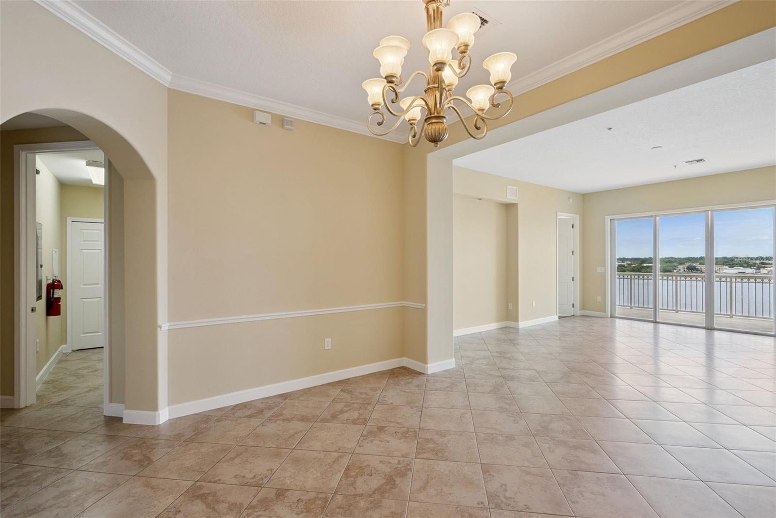 VIZCAYA HEIGHTS CONDO 08 - Residential
