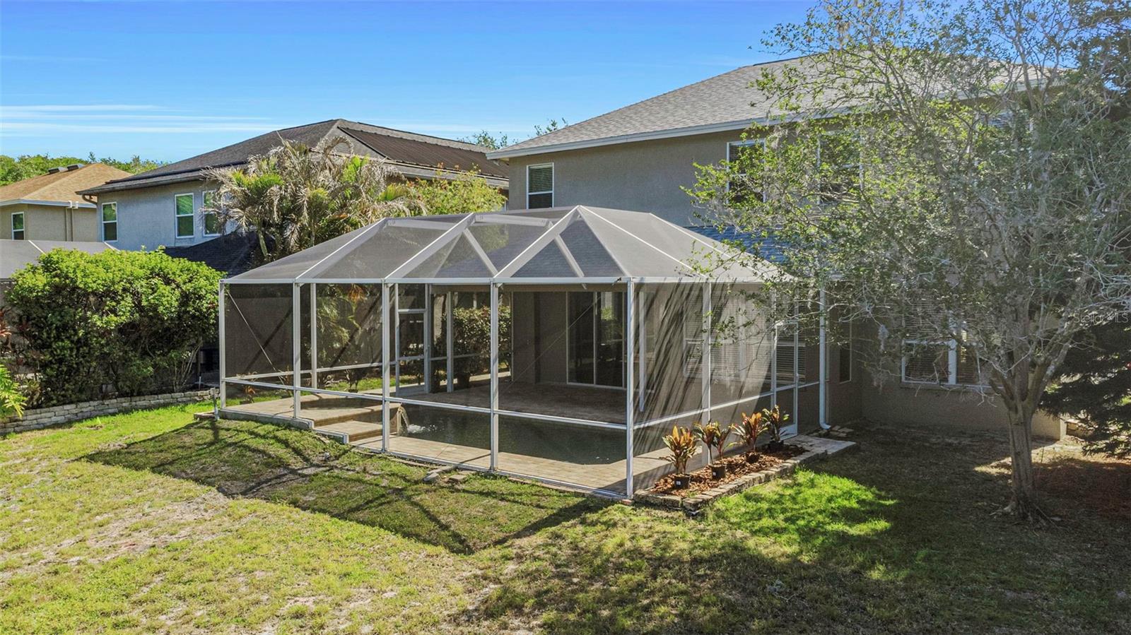 GOLFSIDE - Residential
