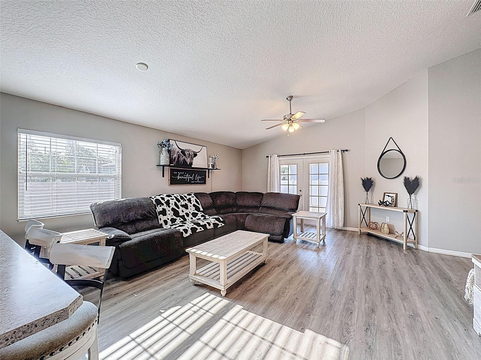 HIGH STREET ESTATES - Residential