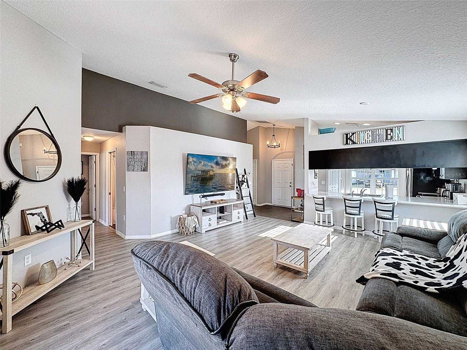 HIGH STREET ESTATES - Residential