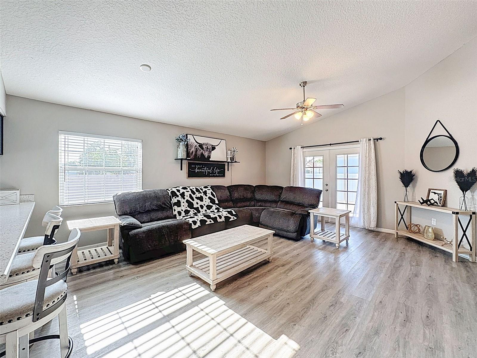 HIGH STREET ESTATES - Residential