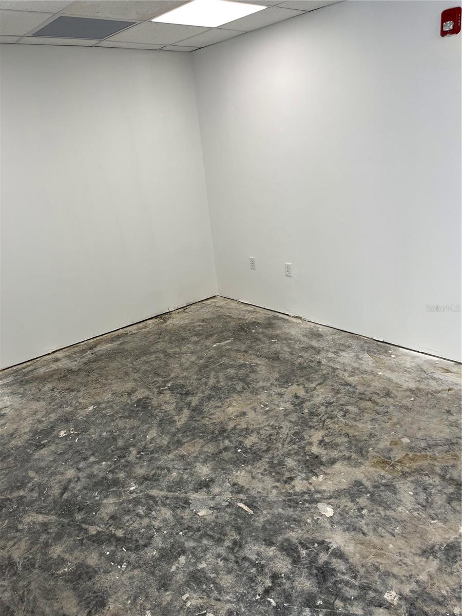 L W COOKS SUB - Commercial Lease