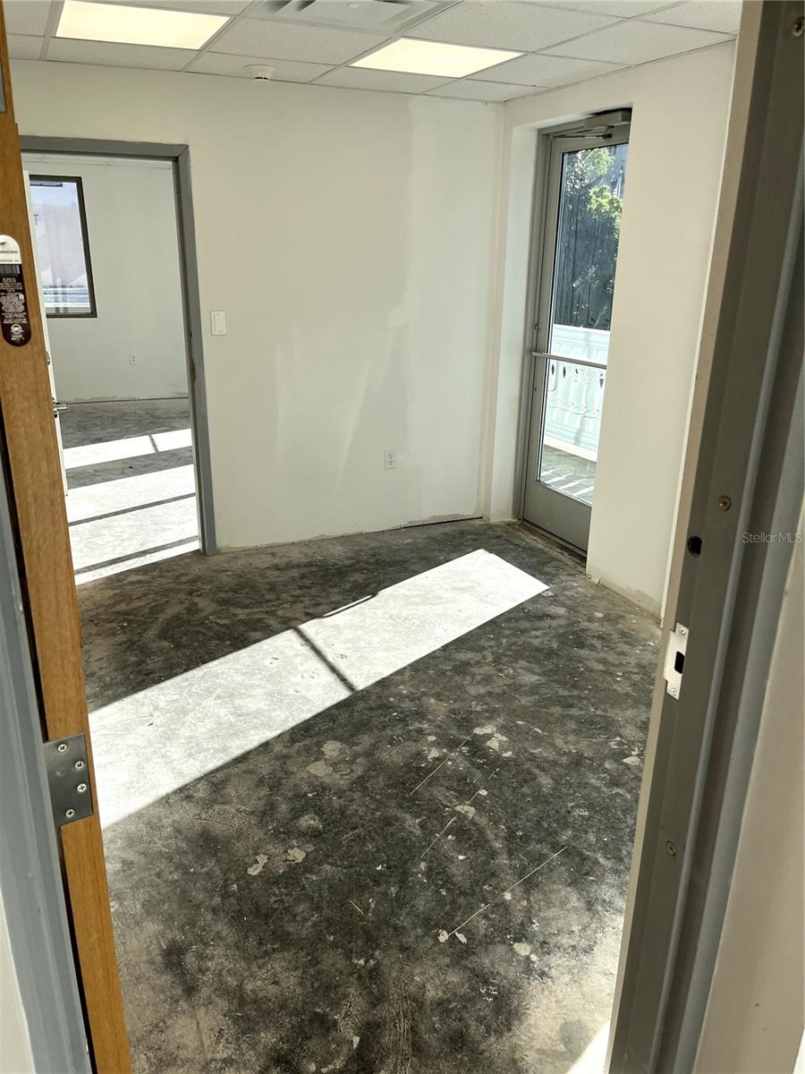 L W COOKS SUB - Commercial Lease