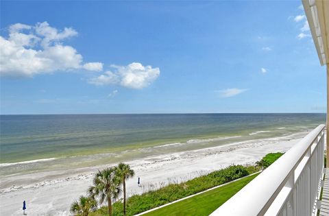 A home in LONGBOAT KEY