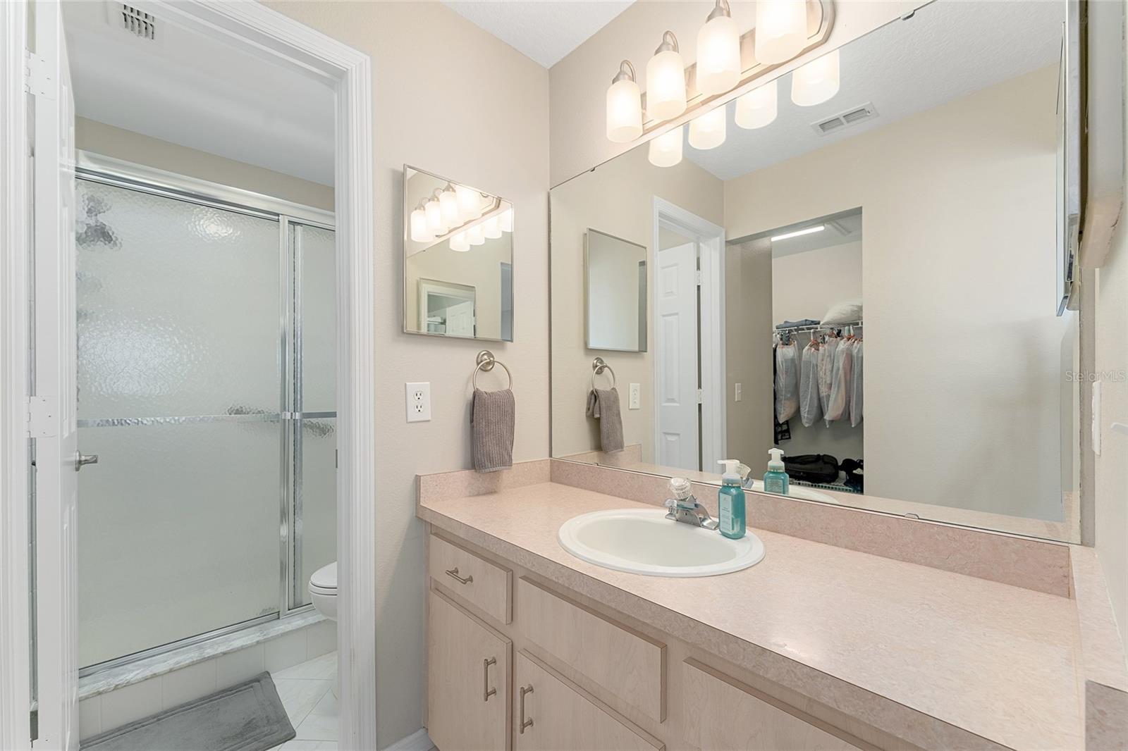 MARION LNDG UN 02 - Residential