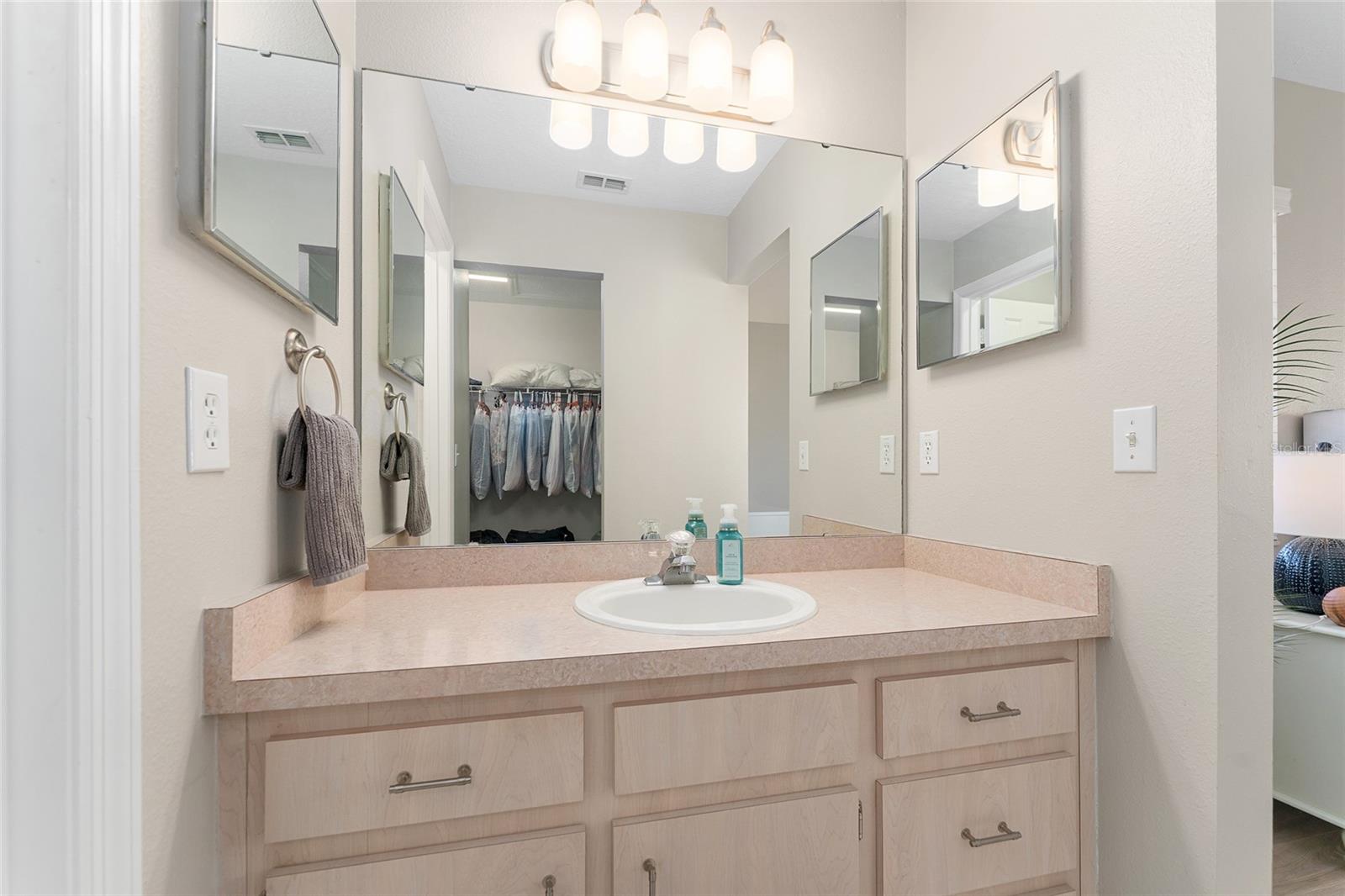 MARION LNDG UN 02 - Residential