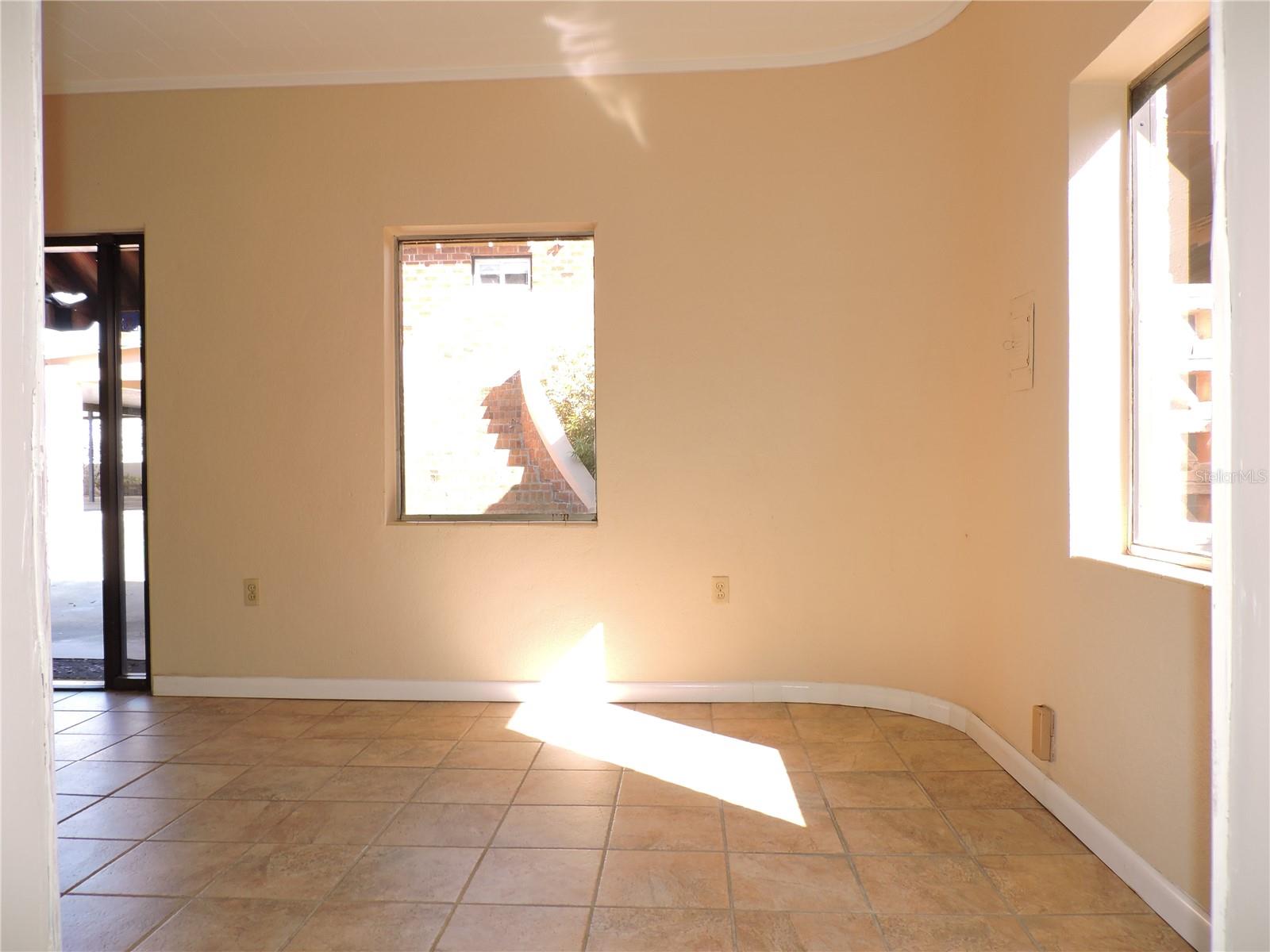 LAKE WALES - Commercial Sale